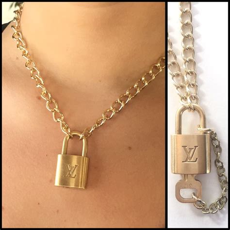 louis vuitton lock and chain necklace|louis vuitton monogram locket necklace.